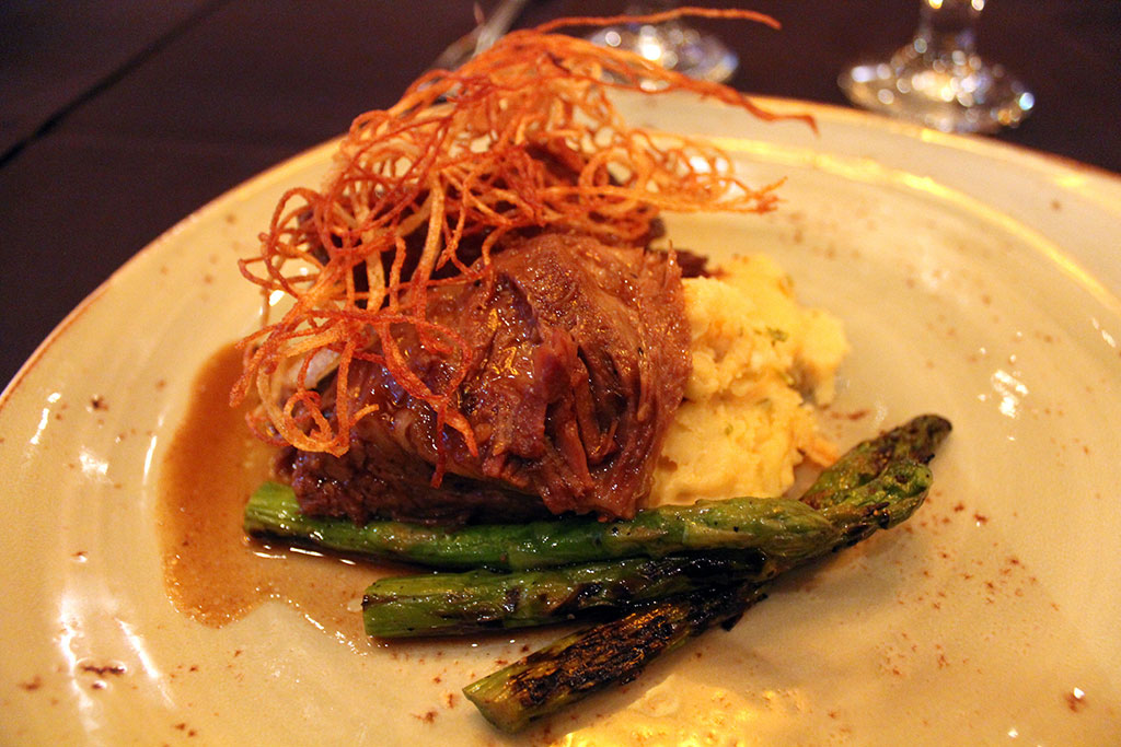 Tsunami Stout Brasied Short Ribs at Pelican Pub's Brewers Dinner (photo by Carrie Uffindell)