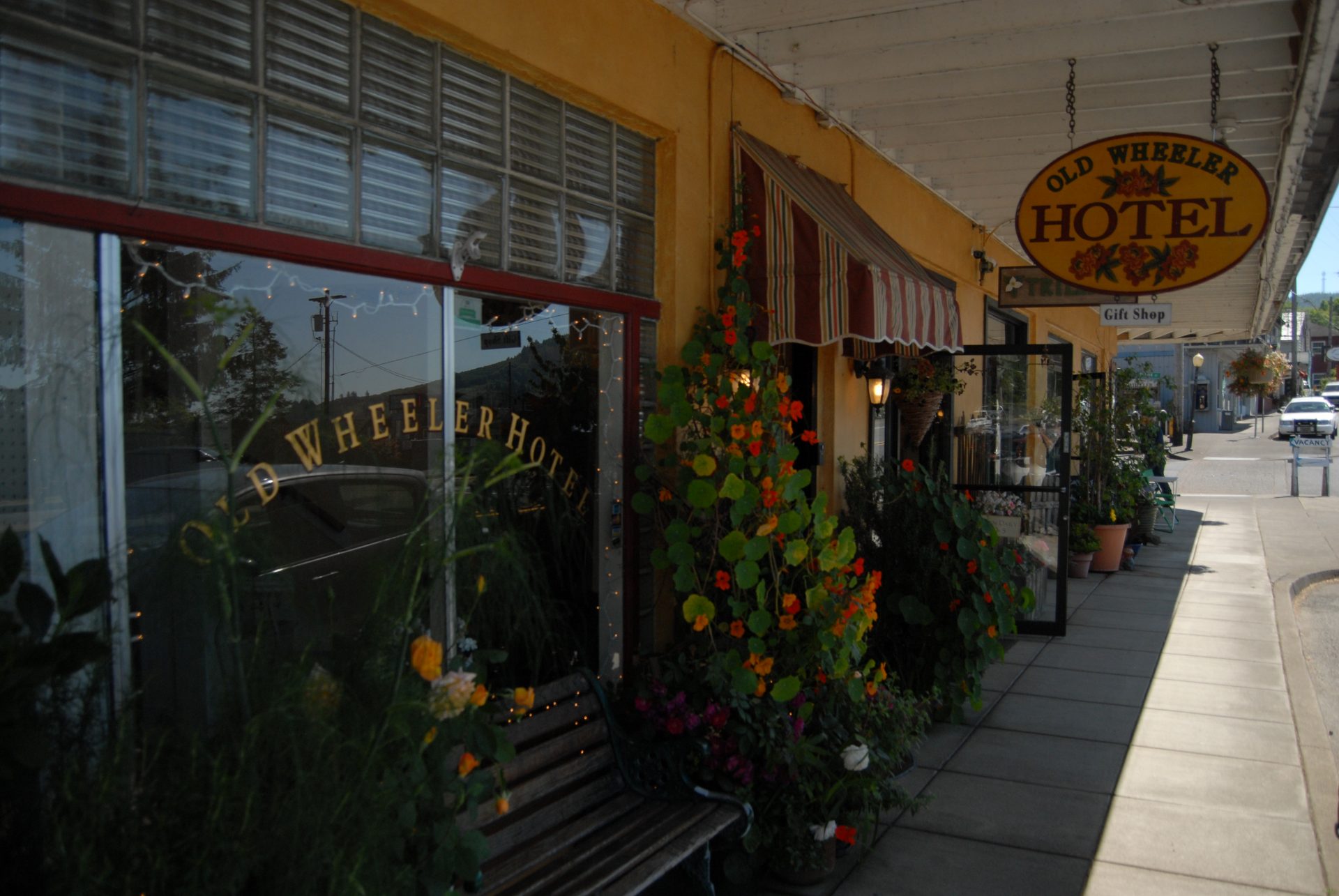 to Wonderful Wheeler, Oregon Tillamook Coast TriVillage