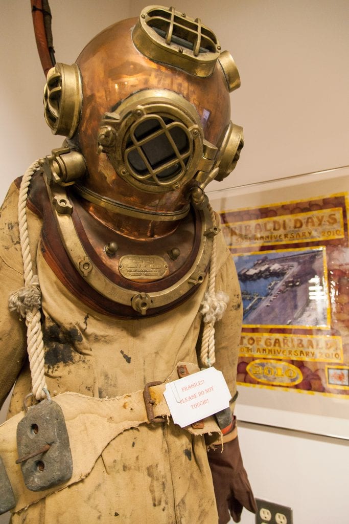 museum maritime deep sea suit