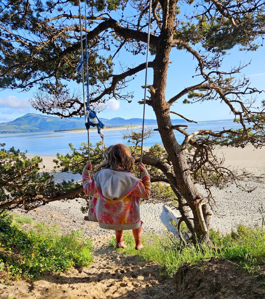 outdoor tree swing child Happy Camp Hideaway
